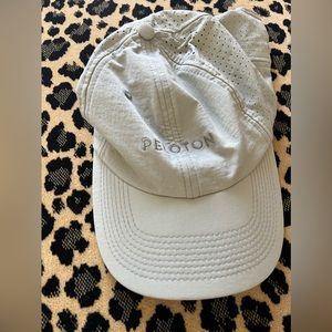 Peloton hat